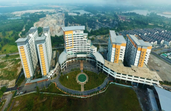 Putra bandar mahsa university saujana